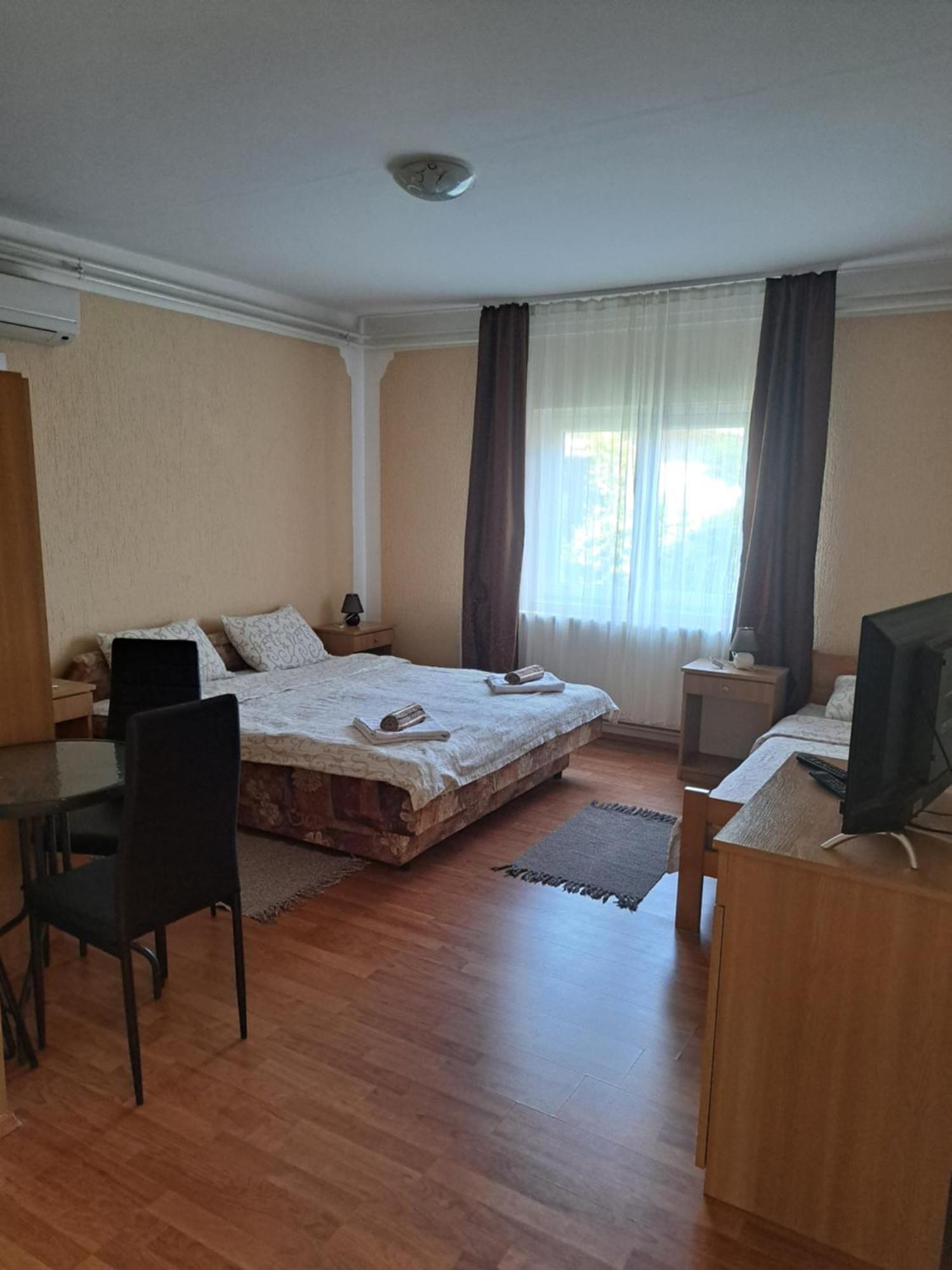 Guesthouse Kristina Palić المظهر الخارجي الصورة